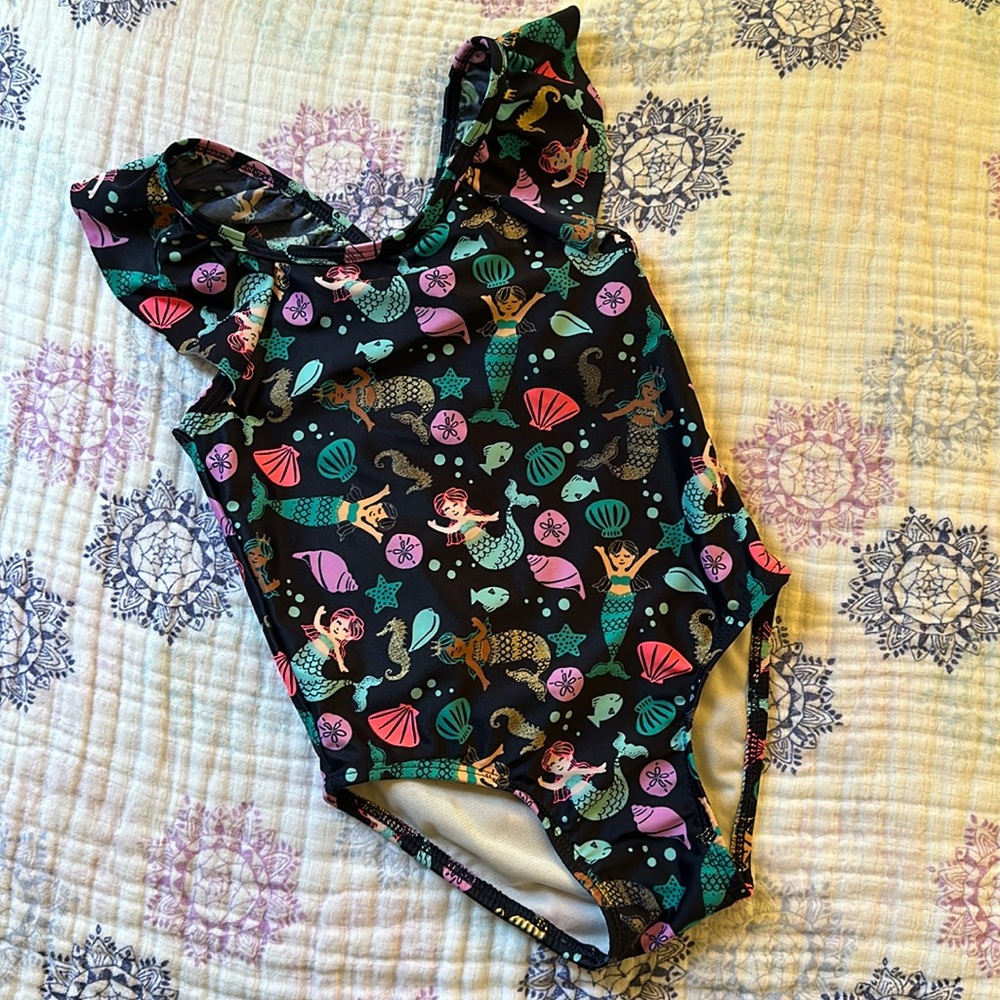 Mermaid 🧜‍♀️ swimsuit size 3t from cat & jack